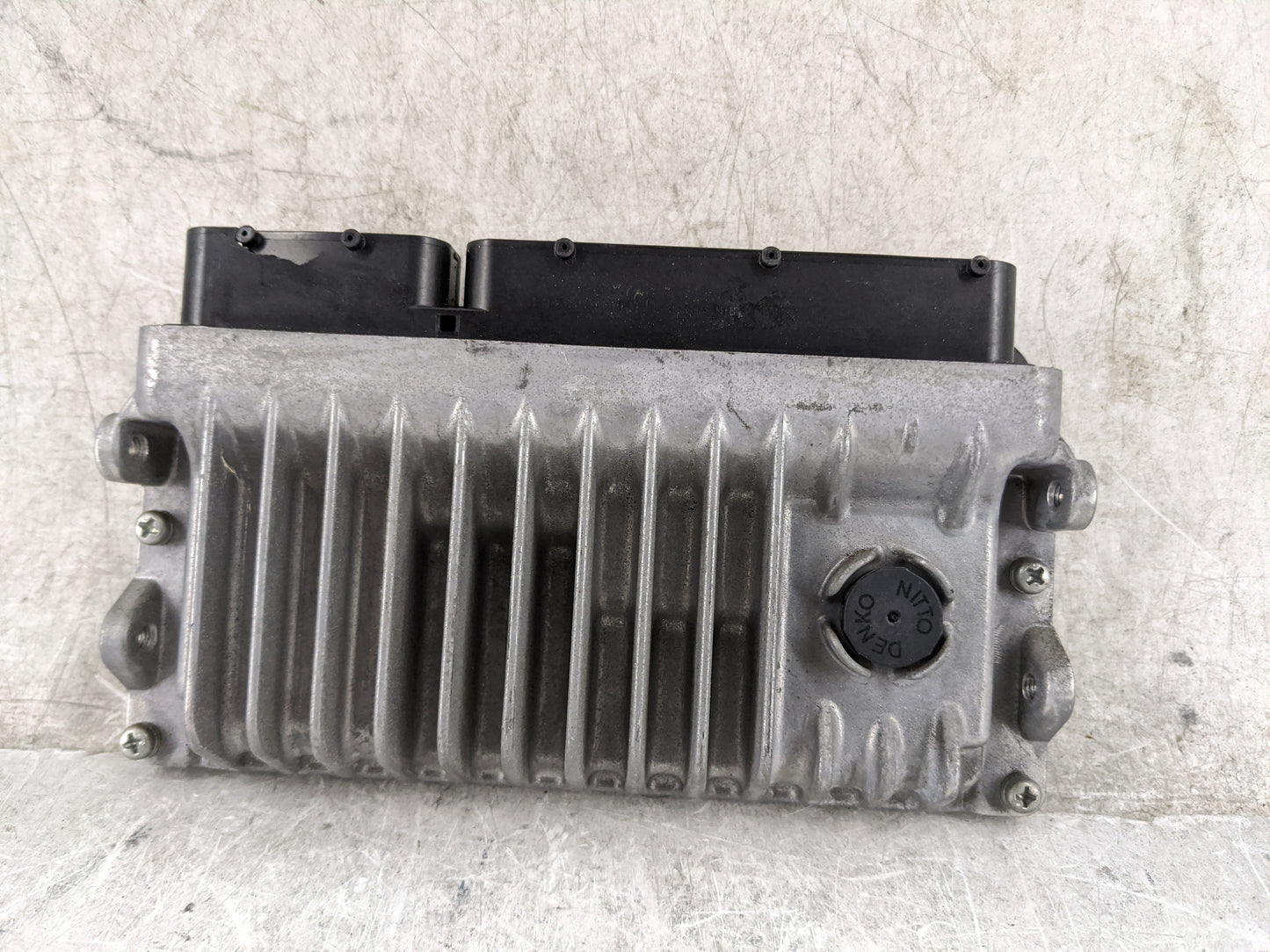 2016-2017 Toyota Camry PCM Engine Control Computer ECU ECM PCU OEM P/N:89661-06N12 TN276200-4200 Fits Fits 2016 2017 OEM Use