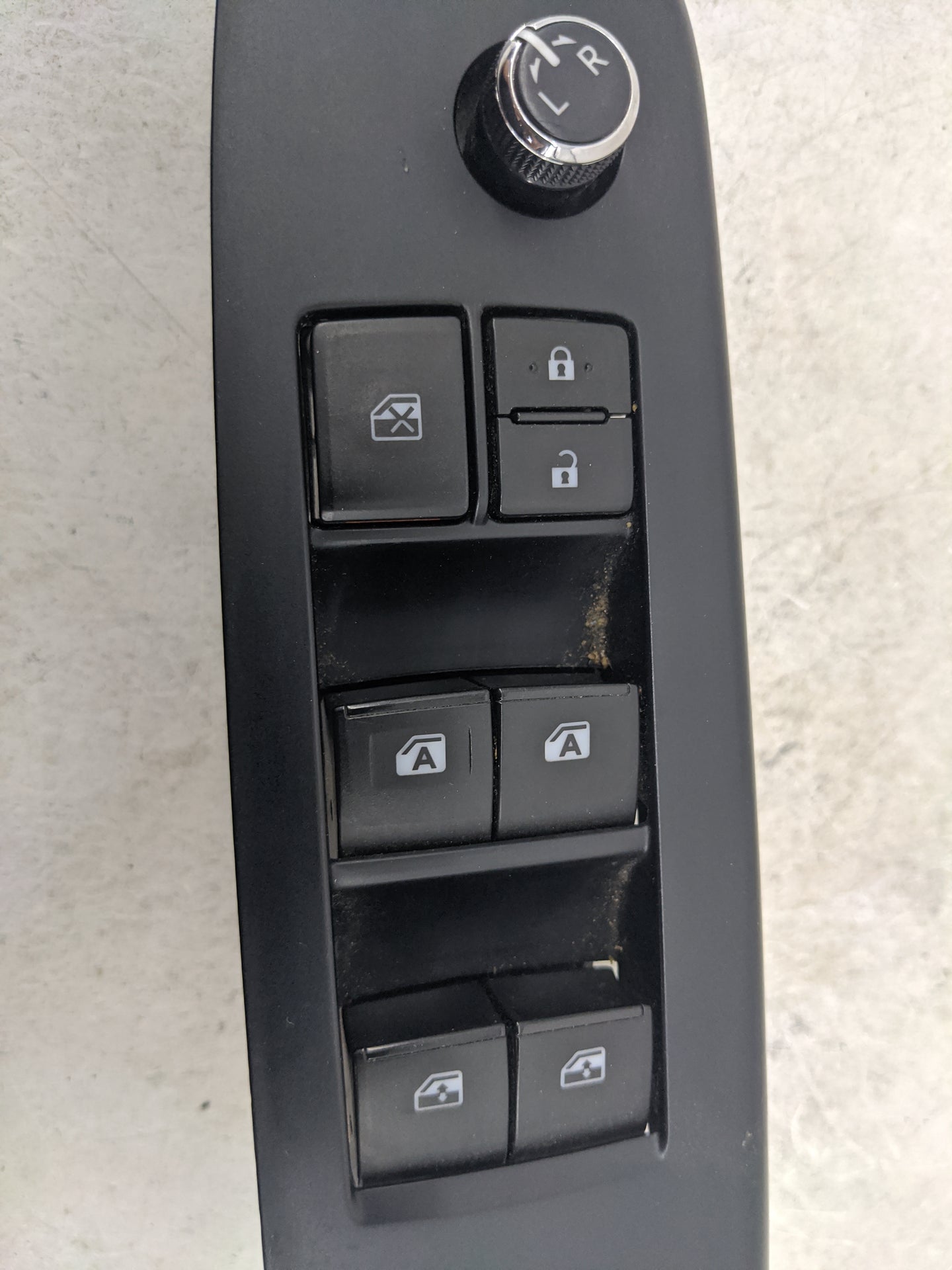 2015-2017 Toyota Camry Master Power Window Switch Replacement Driver Side Left P/N:515672 Fits Fits 2015 2016 2017 OEM Used 