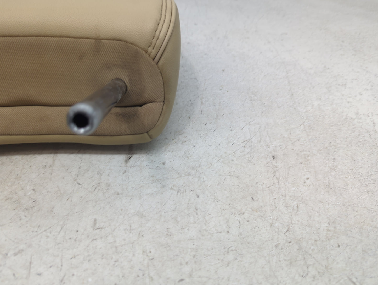 2017 Toyota Camry Headrest Head Rest Front Driver Passenger Seat Fits OEM Used Auto Parts - Oemusedautoparts1.com