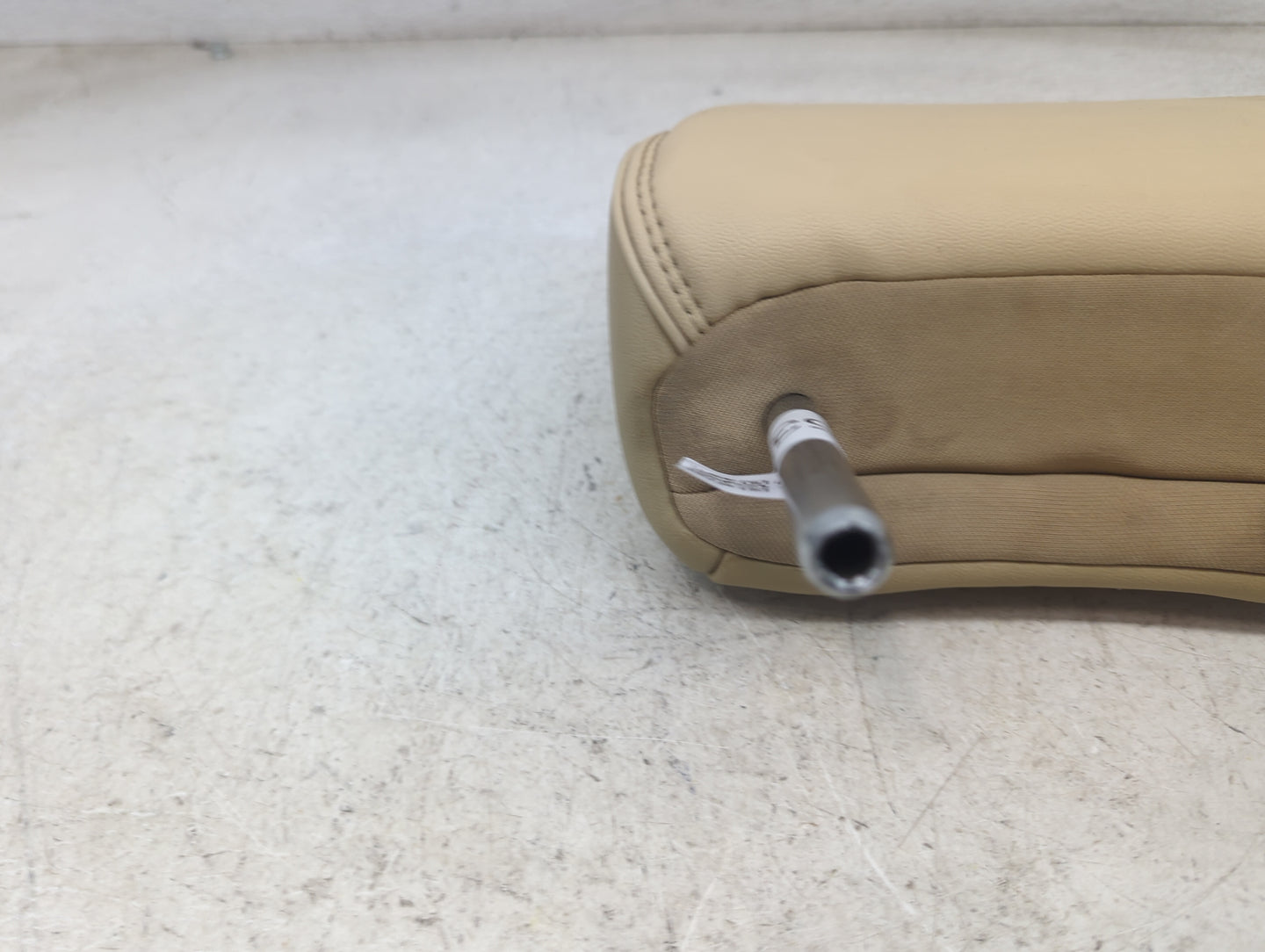 2017 Toyota Camry Headrest Head Rest Front Driver Passenger Seat Fits OEM Used Auto Parts - Oemusedautoparts1.com
