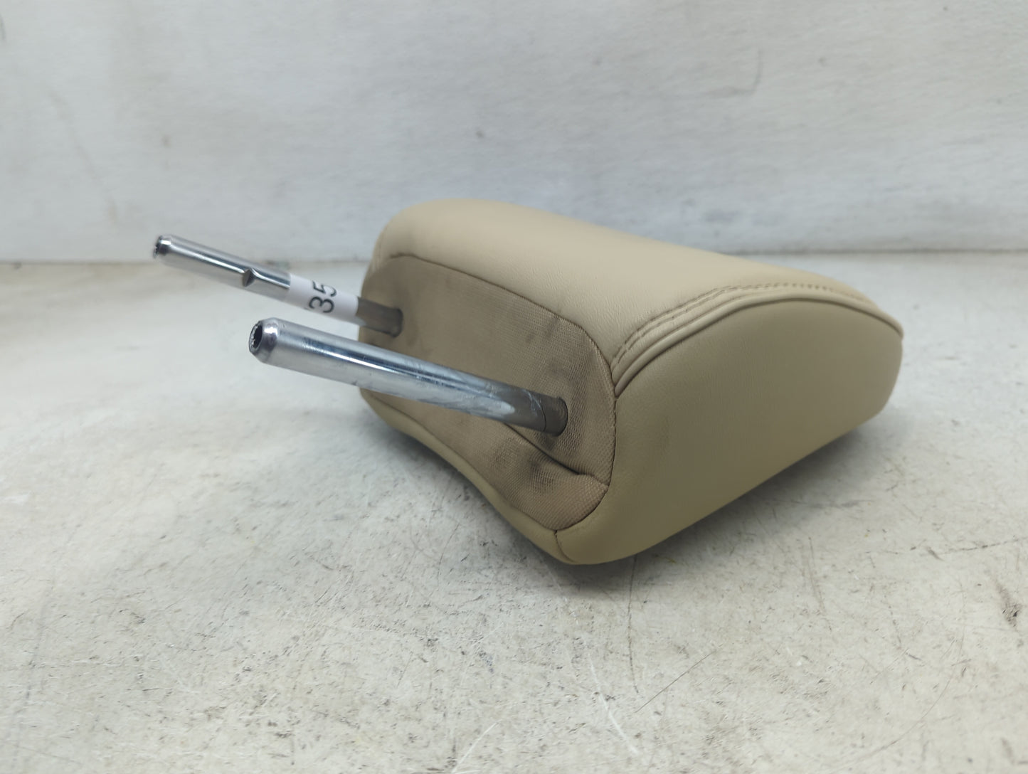 2017 Toyota Camry Headrest Head Rest Front Driver Passenger Seat Fits OEM Used Auto Parts - Oemusedautoparts1.com