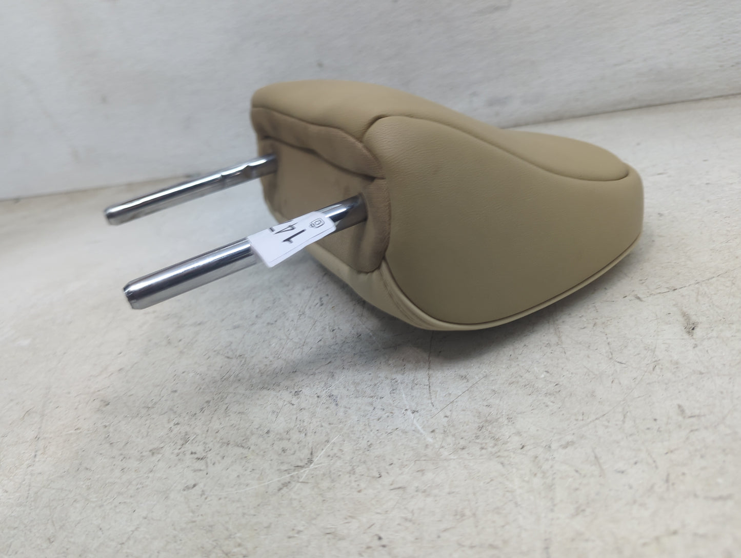 2017 Toyota Camry Headrest Head Rest Front Driver Passenger Seat Fits OEM Used Auto Parts - Oemusedautoparts1.com