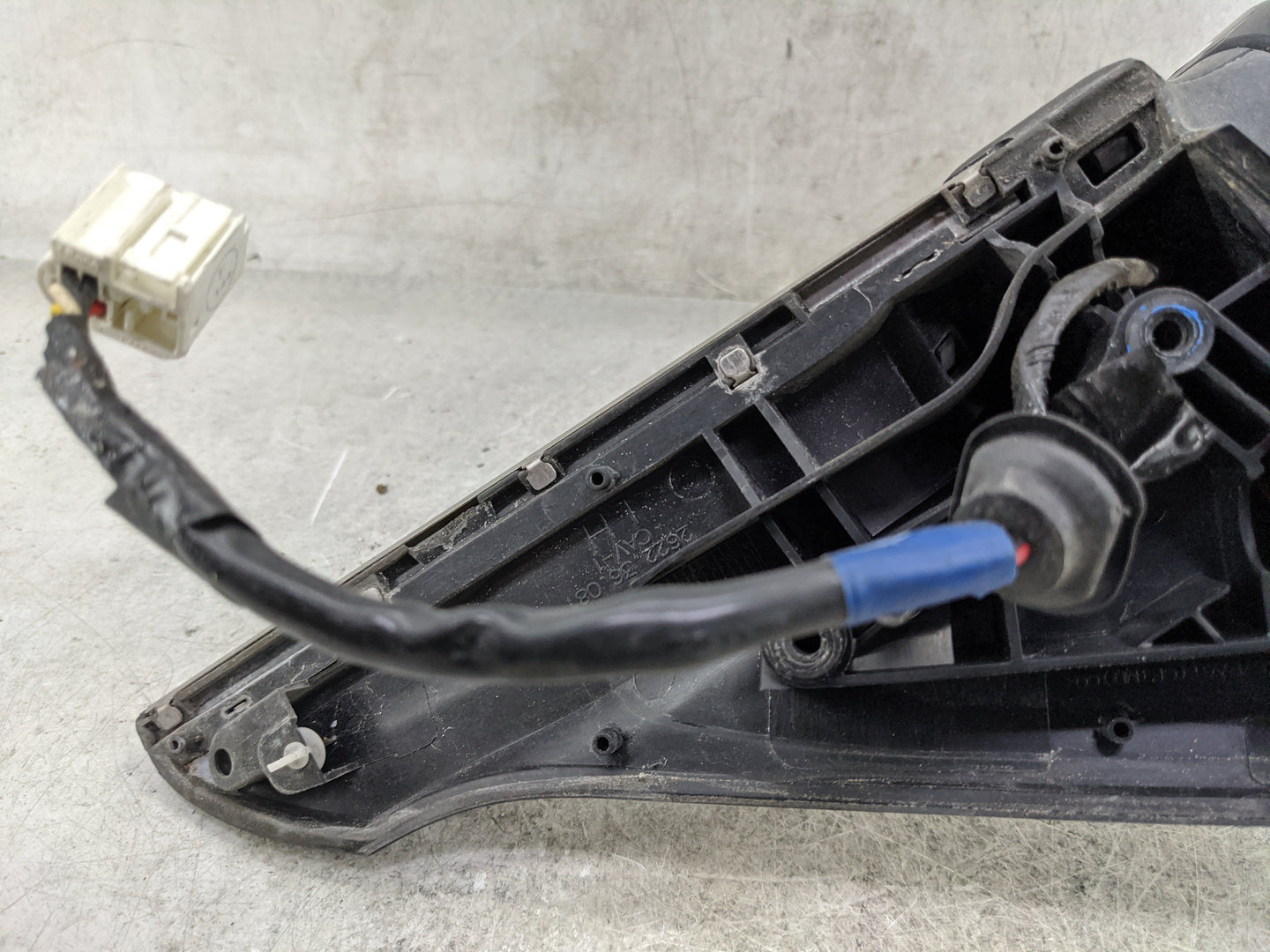 2015-2017 Toyota Camry Driver Side View Mirror - Left Door Mirror OEM Used - Oemusedautoparts1.com