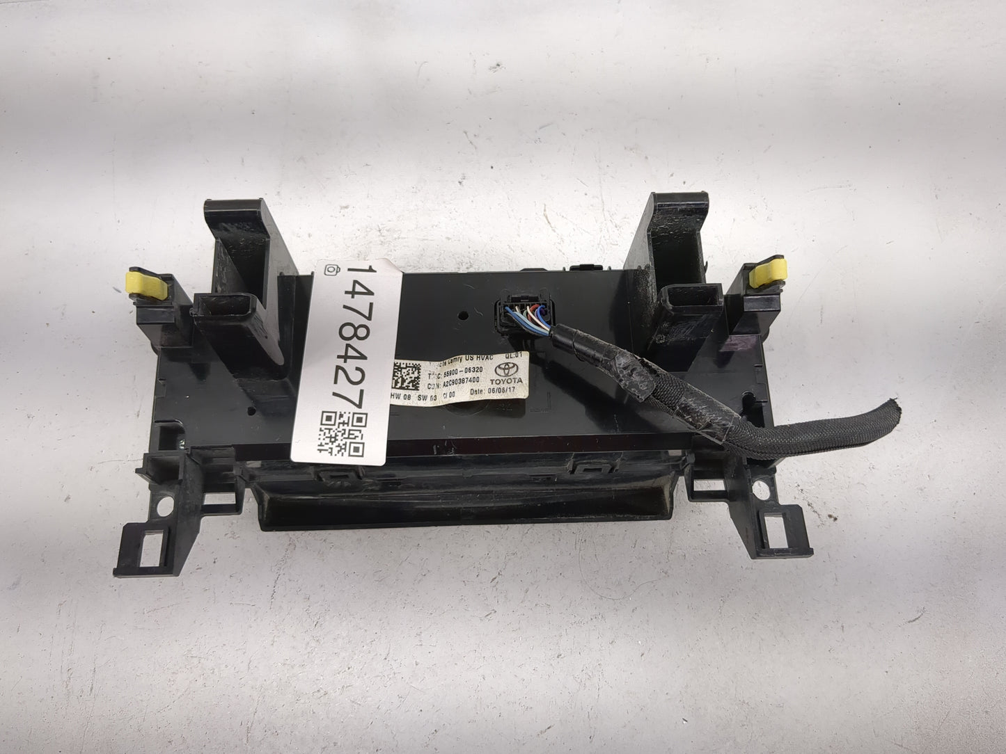 2015-2017 Toyota Camry Climate Control Module Temperature AC/Heater Replacement P/N:55900-06320 A2C90387400 Fits OEM Used Au