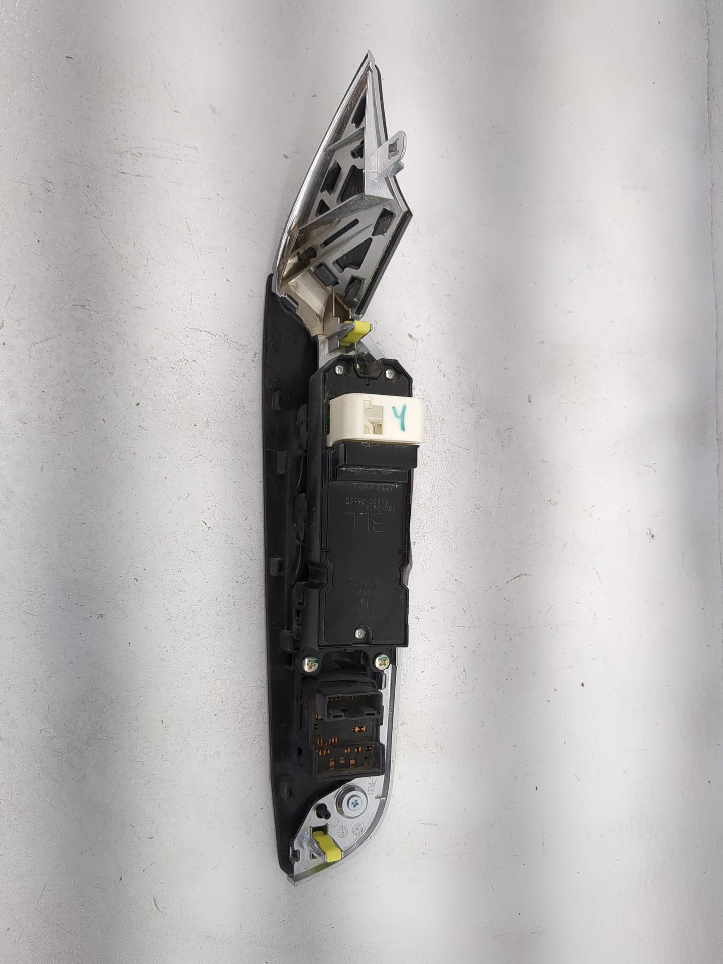 2015-2017 Toyota Camry Master Power Window Switch Replacement Driver Side Left P/N:84820-06120 790-0a75 Fits Fits 2015 2016 