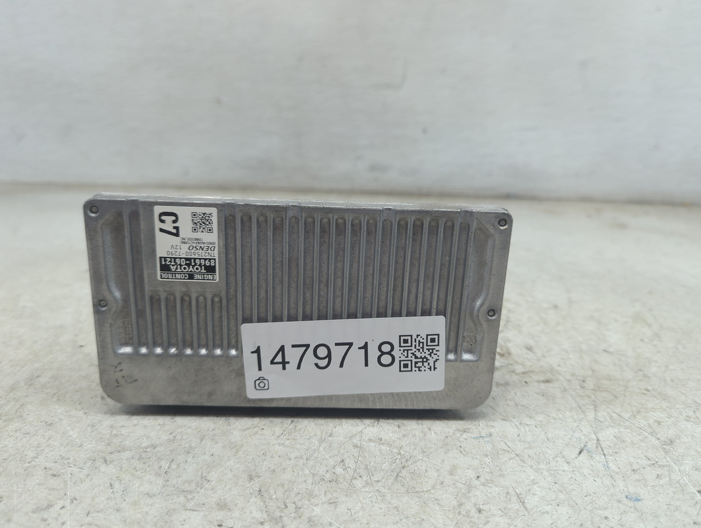 2016-2017 Toyota Camry PCM Engine Control Computer ECU ECM PCU OEM P/N:89661-06T21 TN275600-7290 Fits Fits 2016 2017 OEM Use