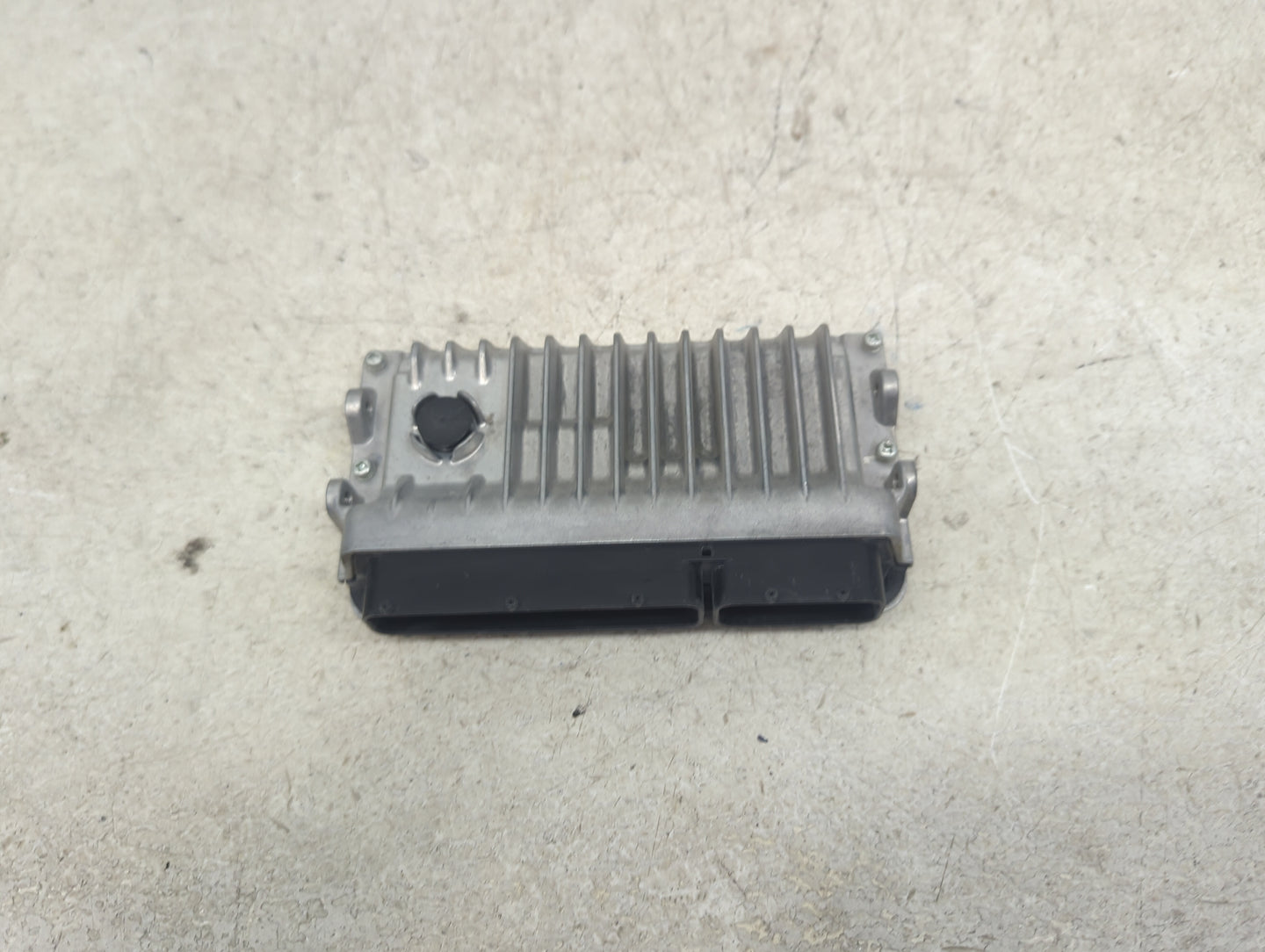 2016-2017 Toyota Camry PCM Engine Control Computer ECU ECM PCU OEM P/N:89661-06T21 TN275600-7290 Fits Fits 2016 2017 OEM Use