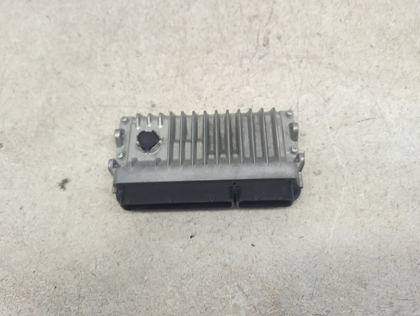 2016-2017 Toyota Camry PCM Engine Control Computer ECU ECM PCU OEM P/N:89661-06T21 TN275600-7290 Fits Fits 2016 2017 OEM Use