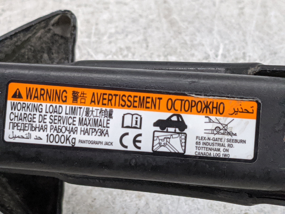 2017 Toyota Camry Spare Scissor Car Jack - Oemusedautoparts1.com