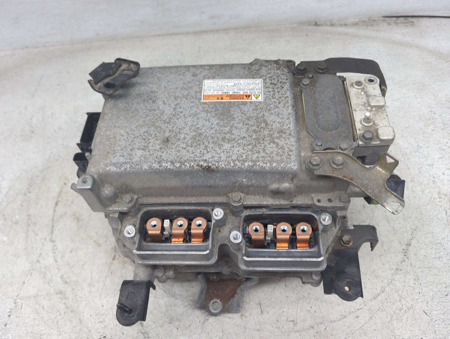 2012-2017 Toyota Camry Hybrid DC Synergy Drive Power Inverter P/N:G9200-33171 G9270-33022 Fits OEM Used Auto Parts - Oemused