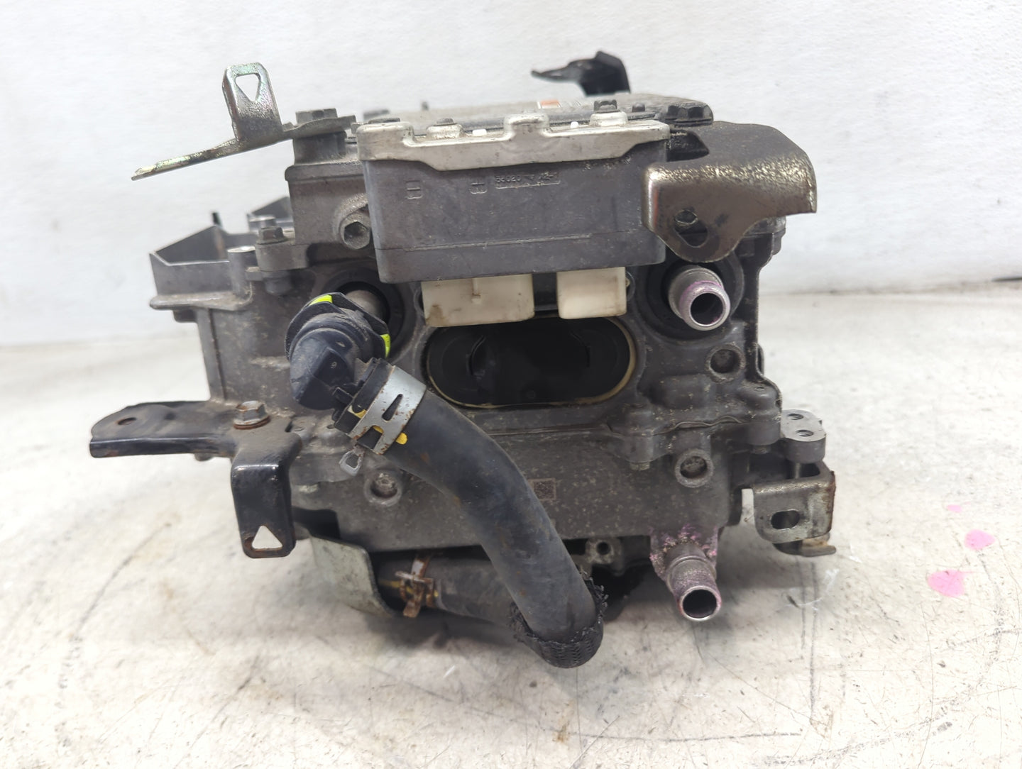 2012-2017 Toyota Camry Hybrid DC Synergy Drive Power Inverter P/N:G9200-33171 G9270-33022 Fits OEM Used Auto Parts - Oemused