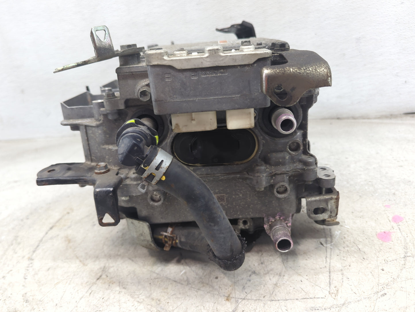 2012-2017 Toyota Camry Hybrid DC Synergy Drive Power Inverter P/N:G9200-33171 G9270-33022 Fits OEM Used Auto Parts - Oemused