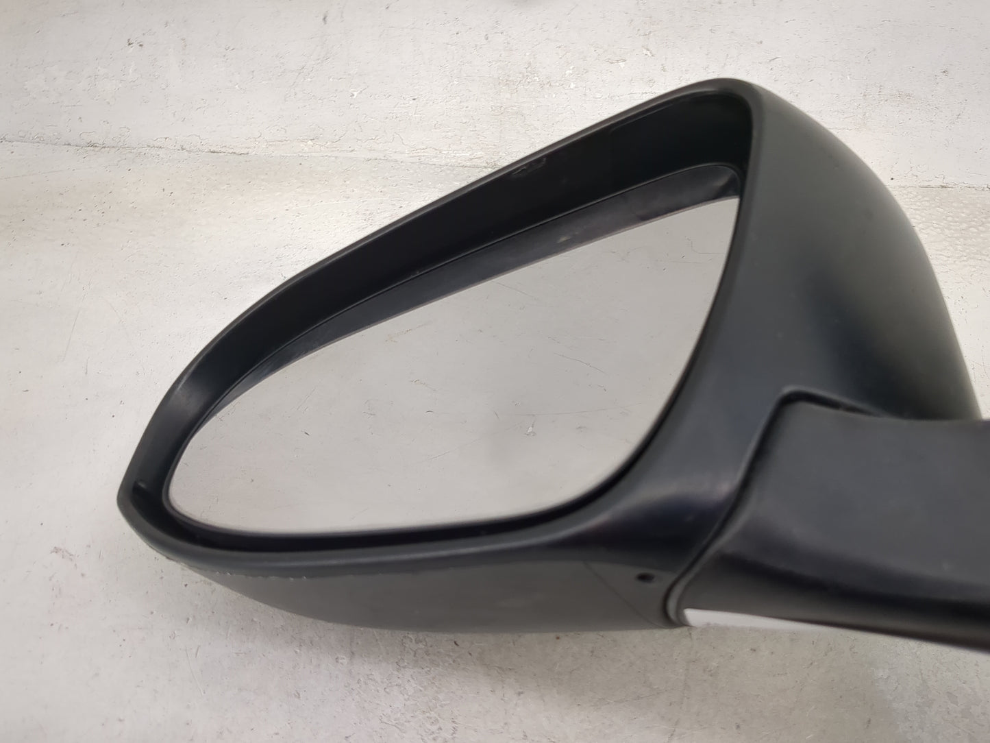 2015-2017 Toyota Camry Driver Side View Mirror - Left Door Mirror OEM Used - Oemusedautoparts1.com