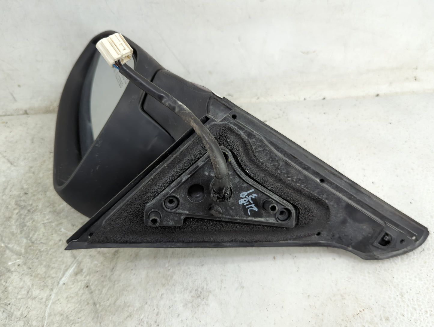2015-2017 Toyota Camry Passenger Side View Mirror - Right Door Mirror OEM Used - Oemusedautoparts1.com