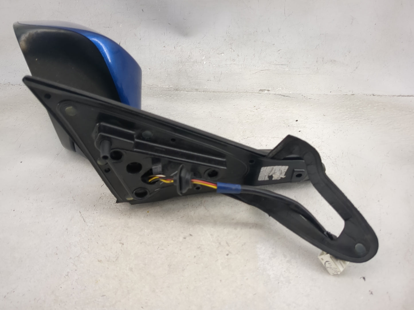 2015-2017 Toyota Camry Driver Side View Mirror - Left Door Mirror OEM Used - Oemusedautoparts1.com