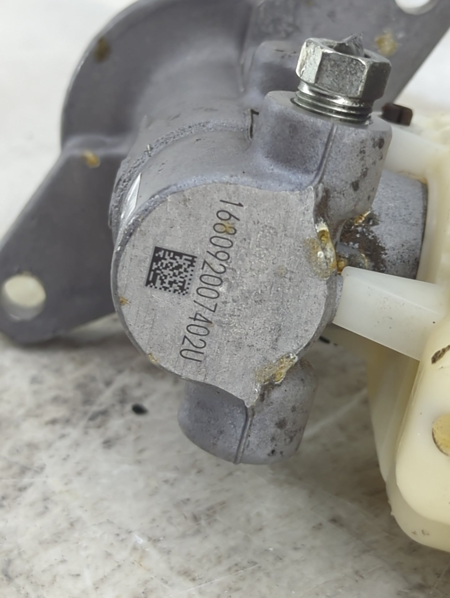 2014-2017 Toyota Camry Brake Master Cylinder 1490844 - Oemusedautoparts1.com