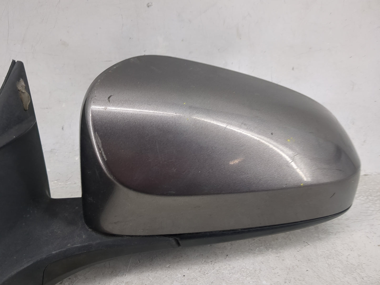 2015-2017 Toyota Camry Driver Side View Mirror - Left Door Mirror OEM Used - Oemusedautoparts1.com