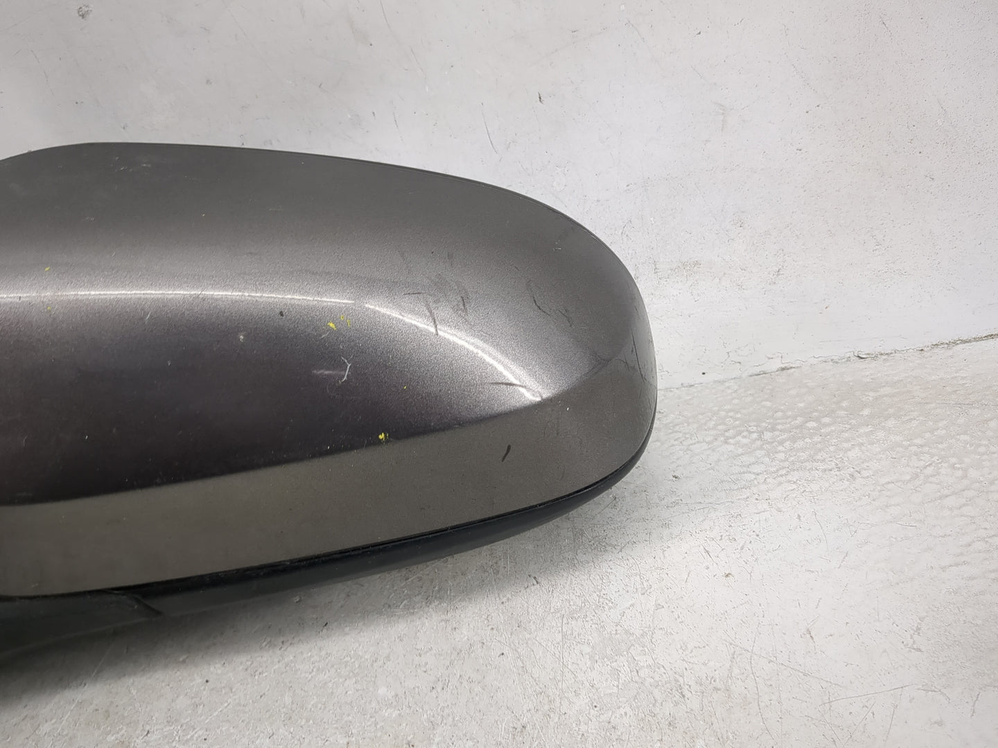 2015-2017 Toyota Camry Driver Side View Mirror - Left Door Mirror OEM Used - Oemusedautoparts1.com
