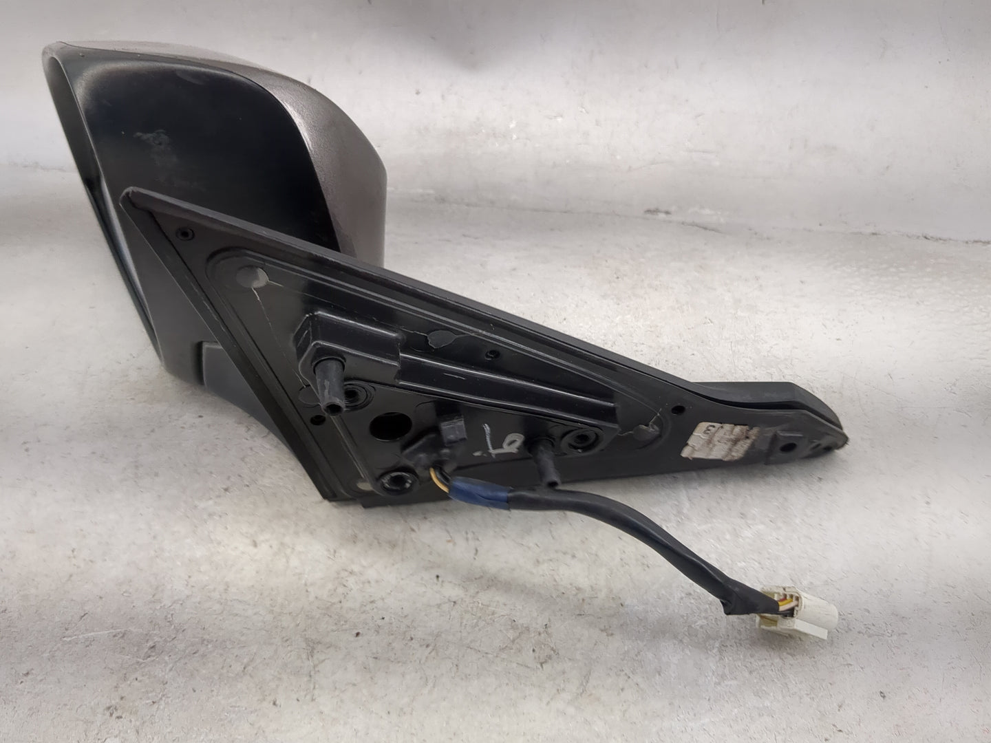 2015-2017 Toyota Camry Driver Side View Mirror - Left Door Mirror OEM Used - Oemusedautoparts1.com