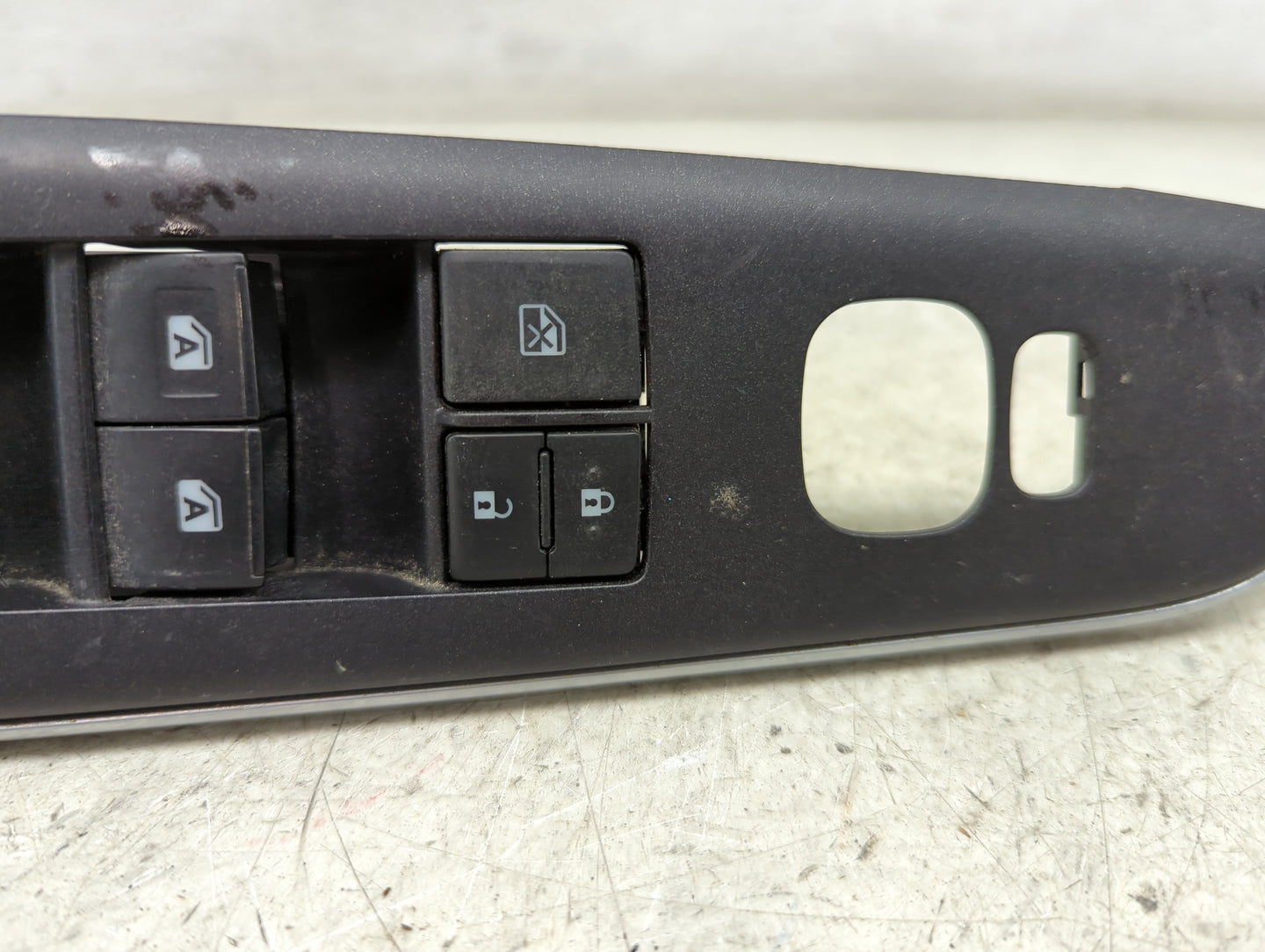 2015-2017 Toyota Camry Master Power Window Switch Replacement Driver Side Left P/N:74236-06010 Fits Fits 2015 2016 2017 OEM 
