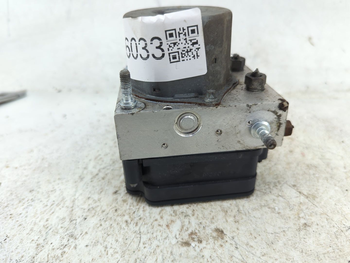 2015-2017 Toyota Camry ABS Pump Control Module Replacement Fits Fits 2015 2016 2017 OEM Used Auto Parts - Oemusedautoparts1.
