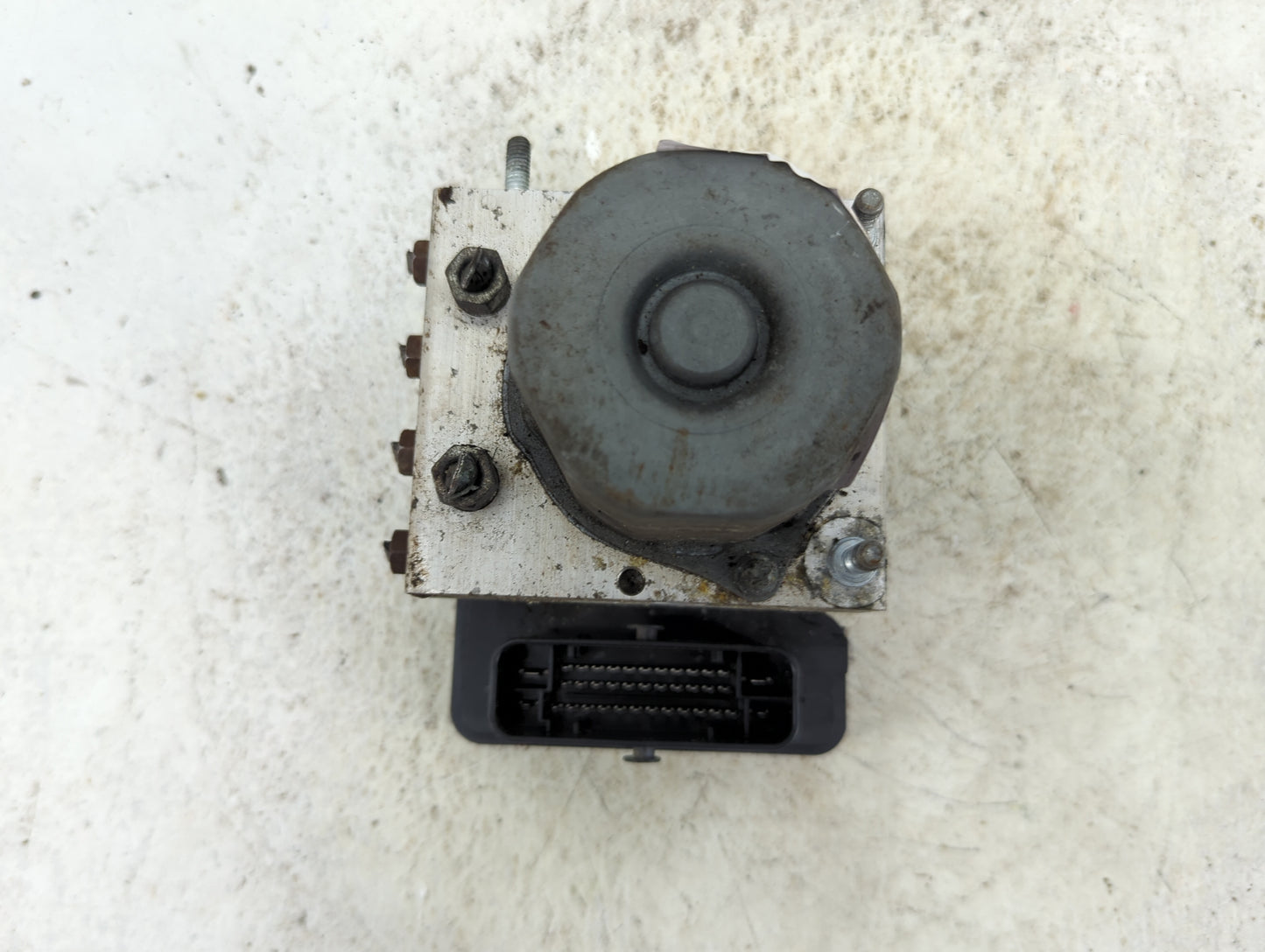 2015-2017 Toyota Camry ABS Pump Control Module Replacement Fits Fits 2015 2016 2017 OEM Used Auto Parts - Oemusedautoparts1.