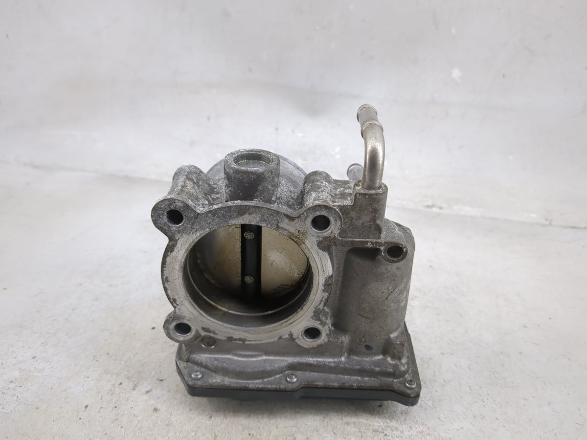 2012-2017 Toyota Camry Throttle Body P/N:22030-0V050 Fits Fits 2012 2013 2014 2015 2016 2017 2018 2019 2020 2021 OEM Used Au