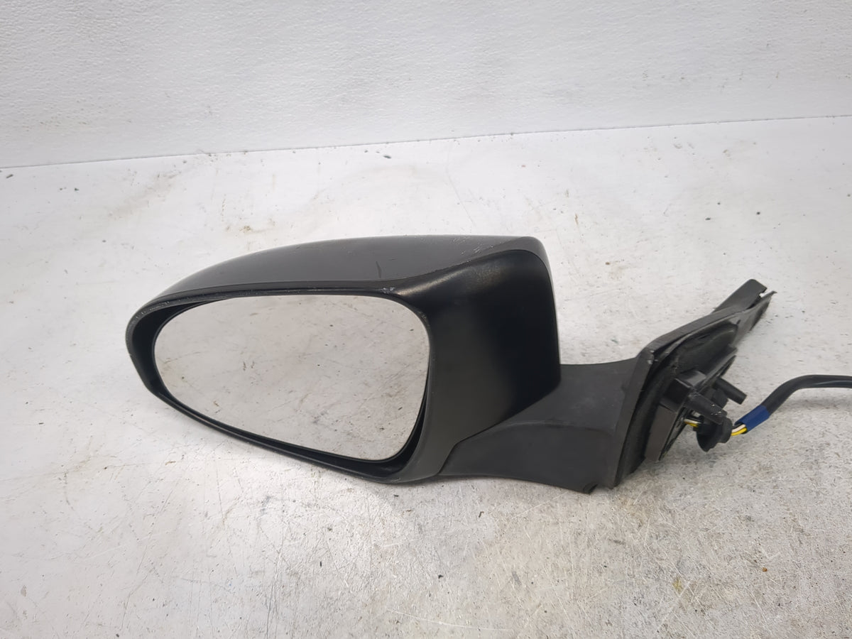 2015-2017 Toyota Camry Driver Side View Mirror - Left Door Mirror OEM Used - Oemusedautoparts1.com