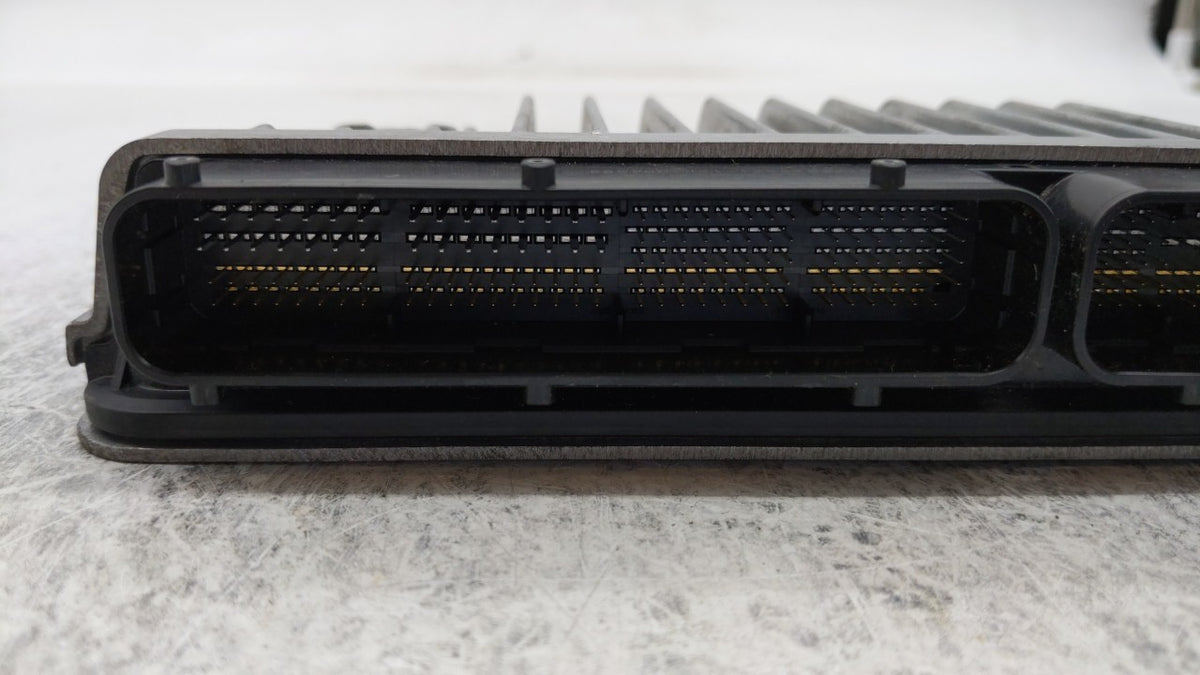 2016-2017 Toyota Camry PCM Engine Control Computer ECU ECM PCU OEM P/N:89661-06T21 89661-06T22 Fits 2016 2017 OEM Used Auto 