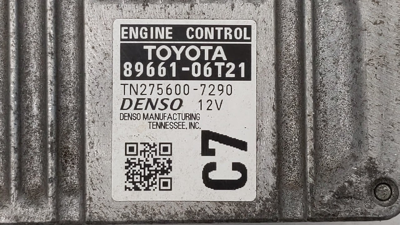 2016-2017 Toyota Camry PCM Engine Control Computer ECU ECM PCU OEM P/N:89661-06T21 89661-06T22 Fits Fits 2016 2017 OEM Used 