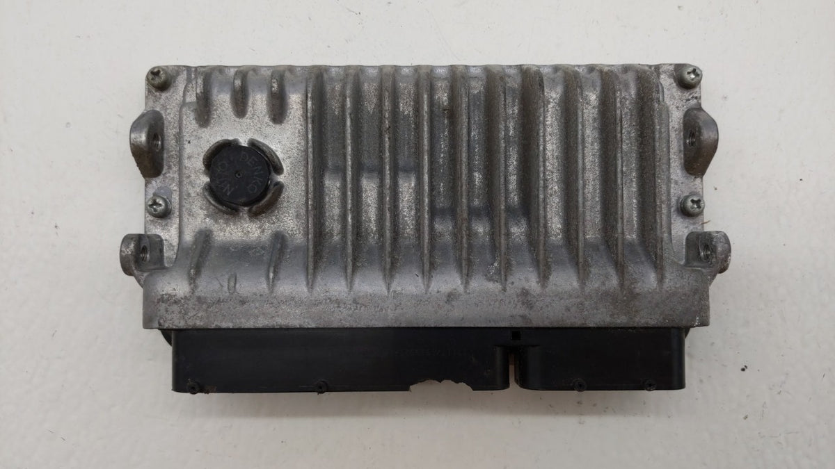 2016-2017 Toyota Camry PCM Engine Control Computer ECU ECM PCU OEM P/N:89661-06T21 89661-06T22 Fits 2016 2017 OEM Used Auto 