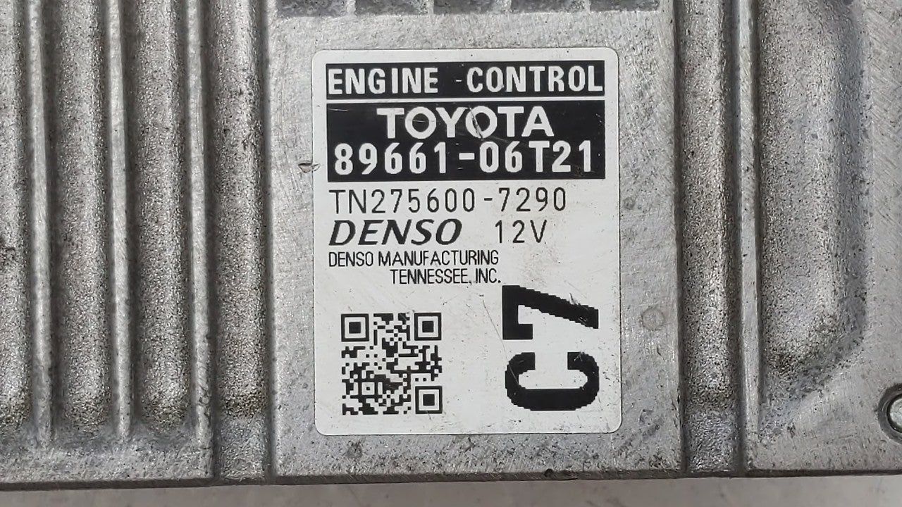 2016-2017 Toyota Camry PCM Engine Control Computer ECU ECM PCU OEM P/N:89661-06T21 89661-06T22 Fits Fits 2016 2017 OEM Used 