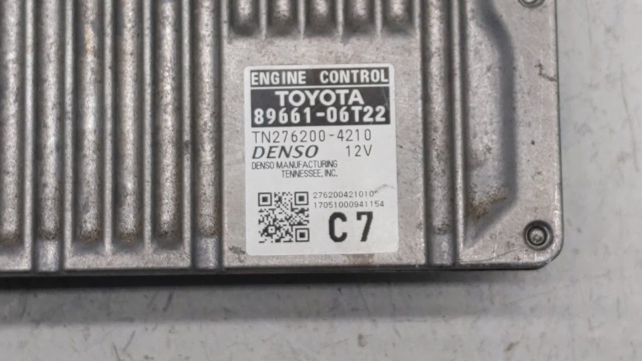 2016-2017 Toyota Camry PCM Engine Control Computer ECU ECM PCU OEM P/N:89661-06T21 89661-06T22 Fits Fits 2016 2017 OEM Used 