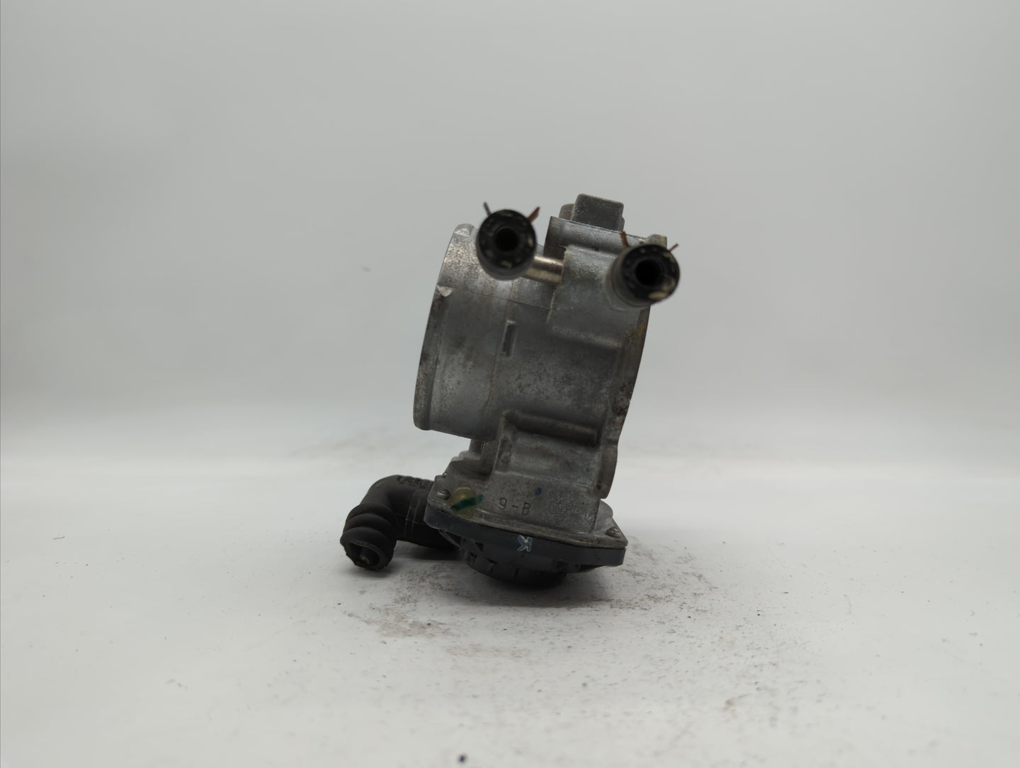 2010-2017 Toyota Camry Throttle Body P/N:22030-36010 22030-0V010 Fits Fits 2009 2010 2011 2012 2013 2014 2015 2016 2017 2018