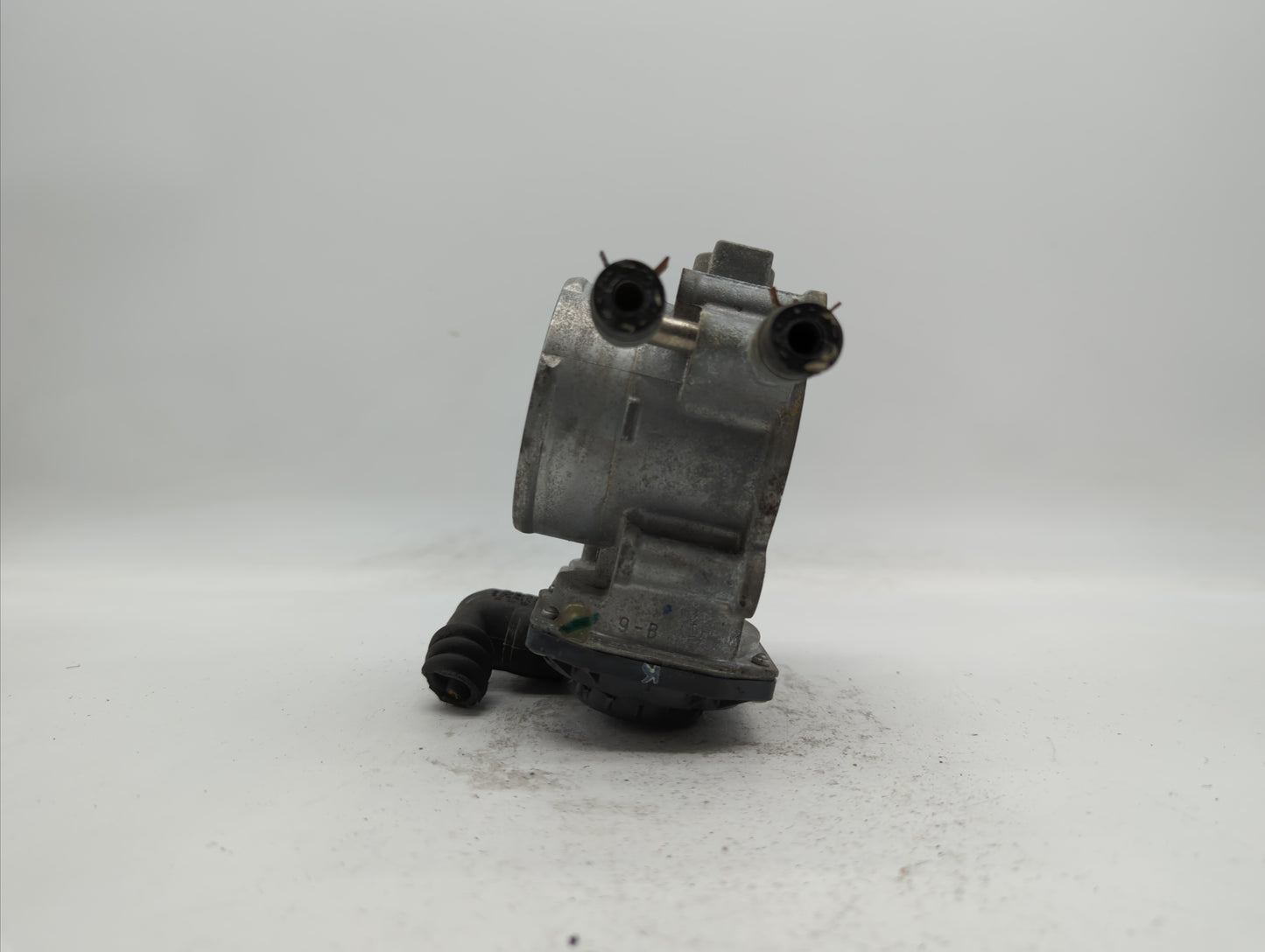 2010-2017 Toyota Camry Throttle Body P/N:22030-36010 22030-0V010 Fits Fits 2009 2010 2011 2012 2013 2014 2015 2016 2017 2018
