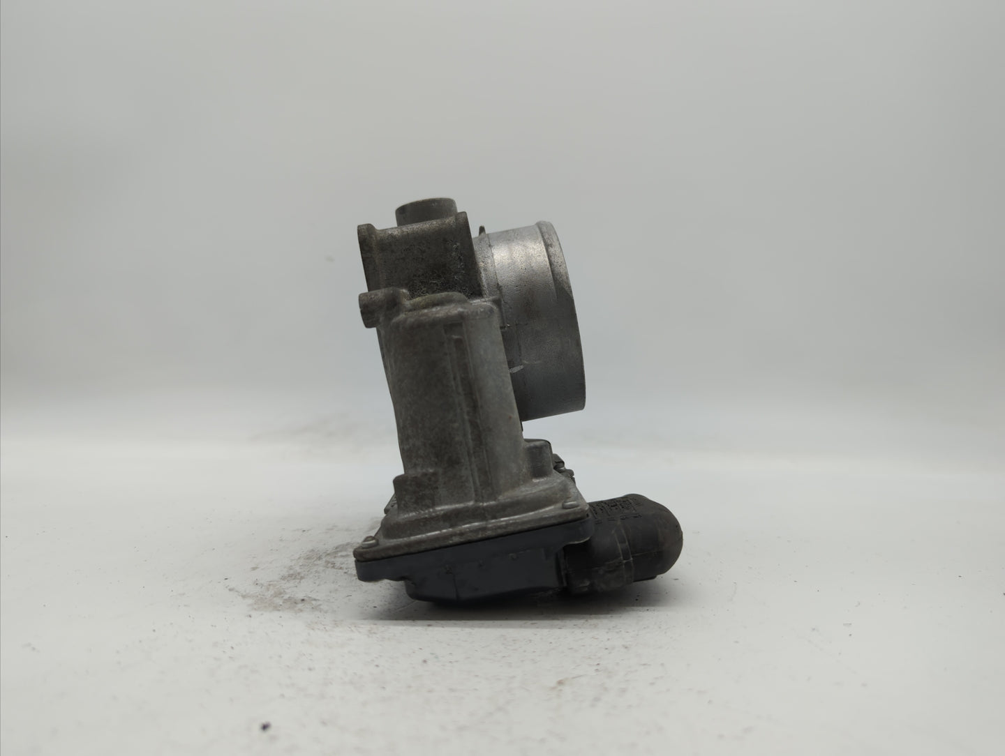 2010-2017 Toyota Camry Throttle Body P/N:22030-36010 22030-0V010 Fits Fits 2009 2010 2011 2012 2013 2014 2015 2016 2017 2018