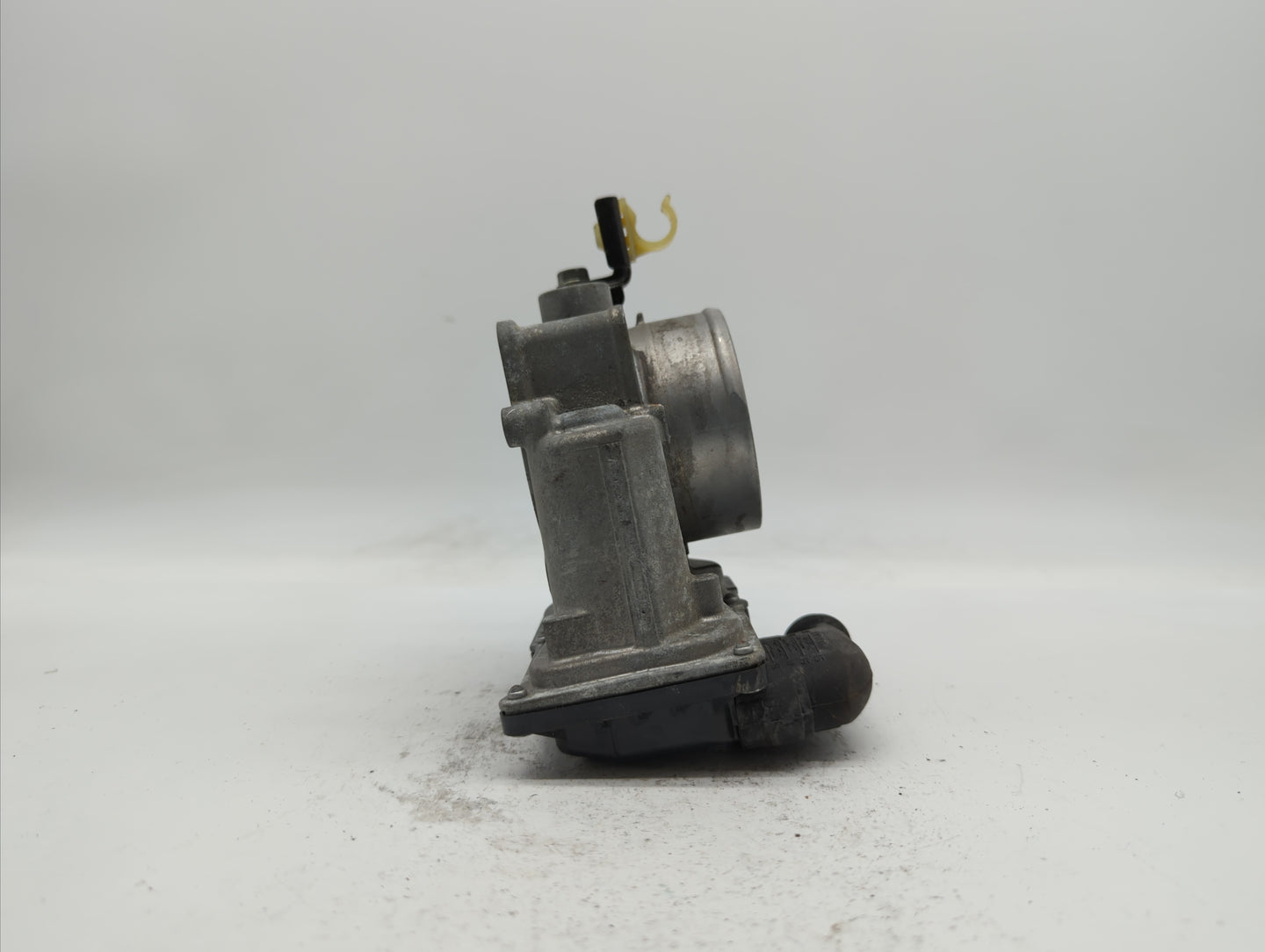 2010-2017 Toyota Camry Throttle Body P/N:22030-36010 22030-0V010 Fits Fits 2009 2010 2011 2012 2013 2014 2015 2016 2017 2018