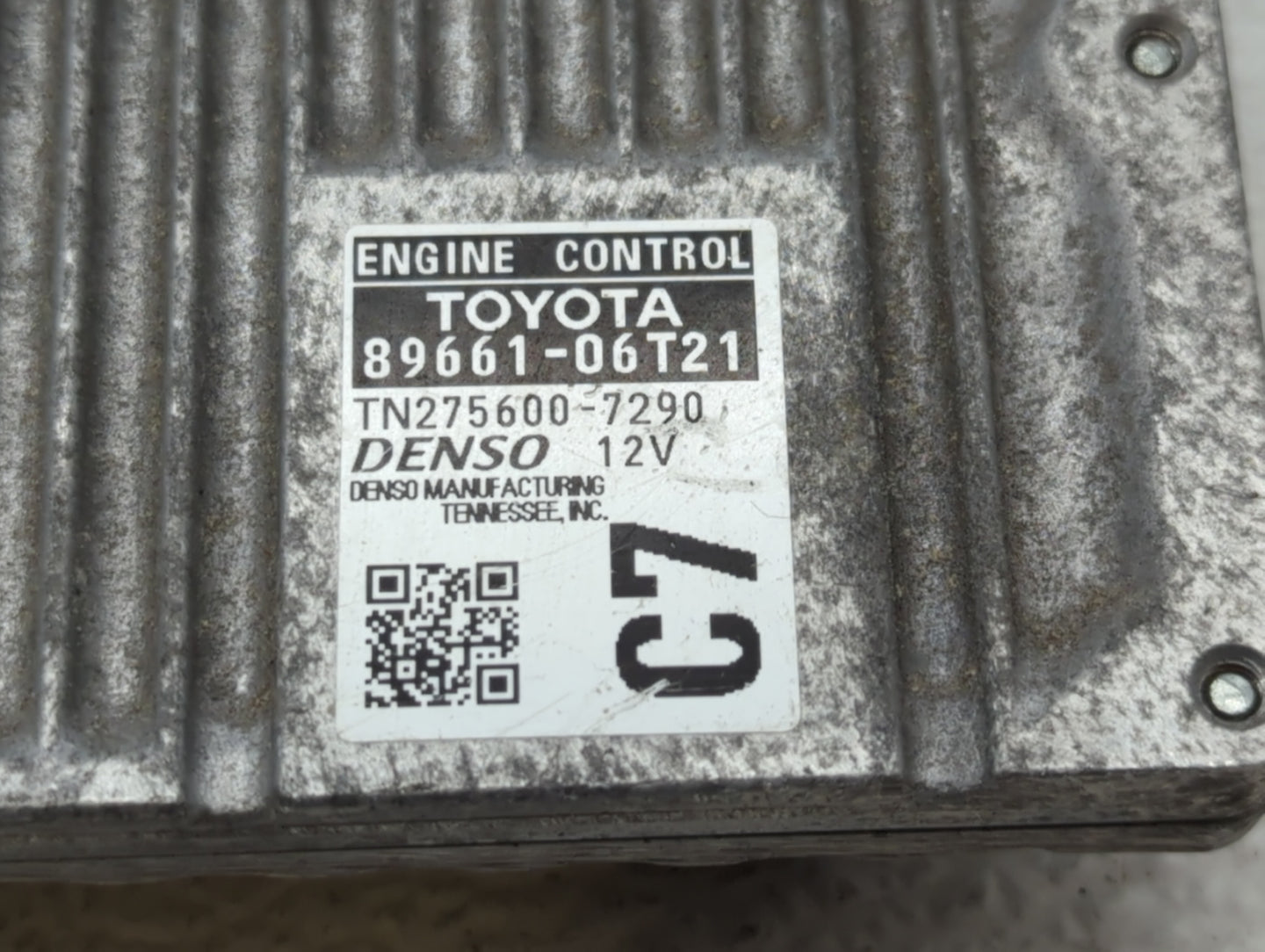 2016-2017 Toyota Camry PCM Engine Control Computer ECU ECM PCU OEM P/N:89661-06T21 89661-06T22 Fits Fits 2016 2017 OEM Used 
