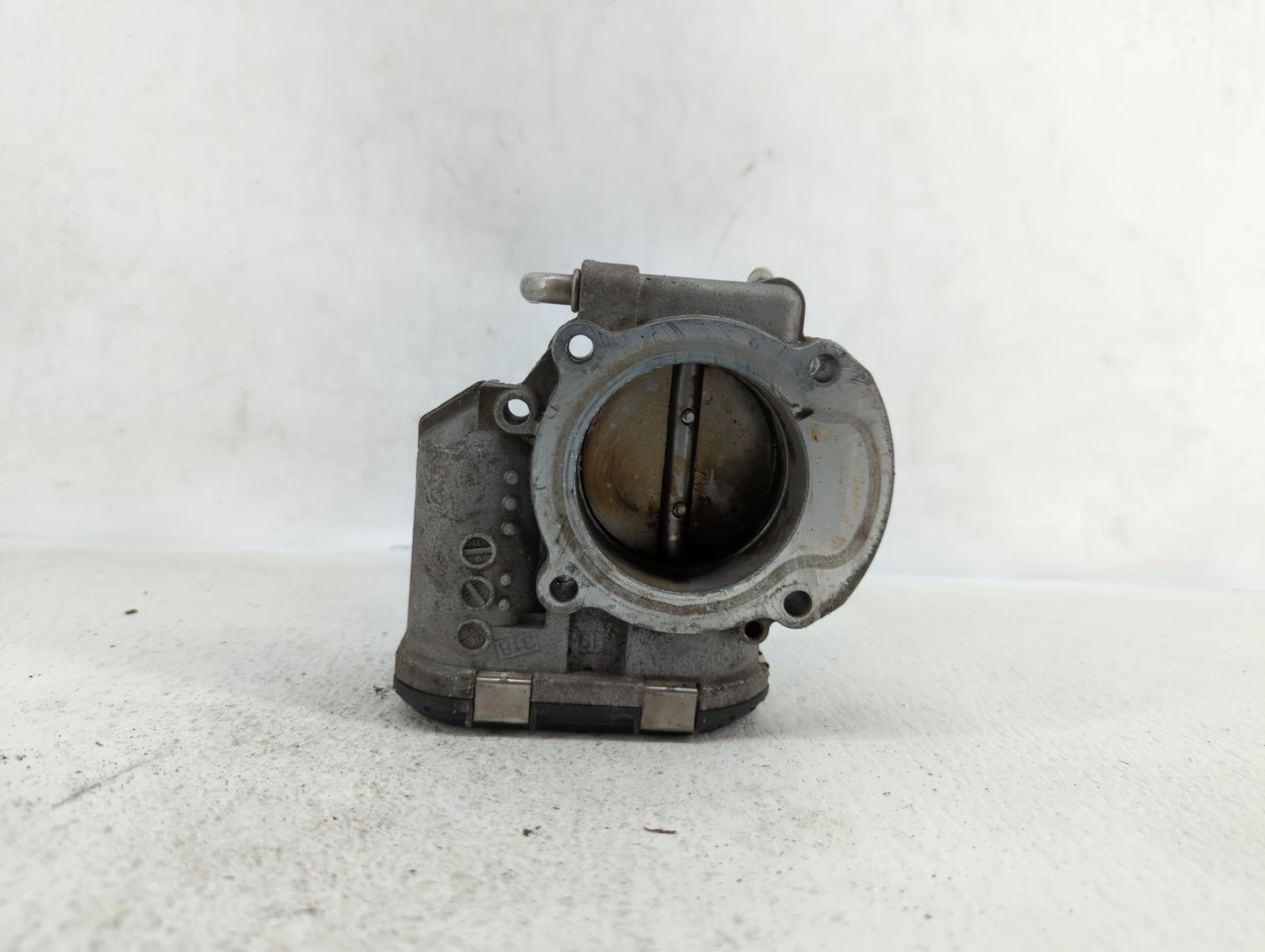 2010-2017 Toyota Camry Throttle Body P/N:35100-25200 22030-36010 Fits Fits 2009 2010 2011 2012 2013 2014 2015 2016 2017 2018