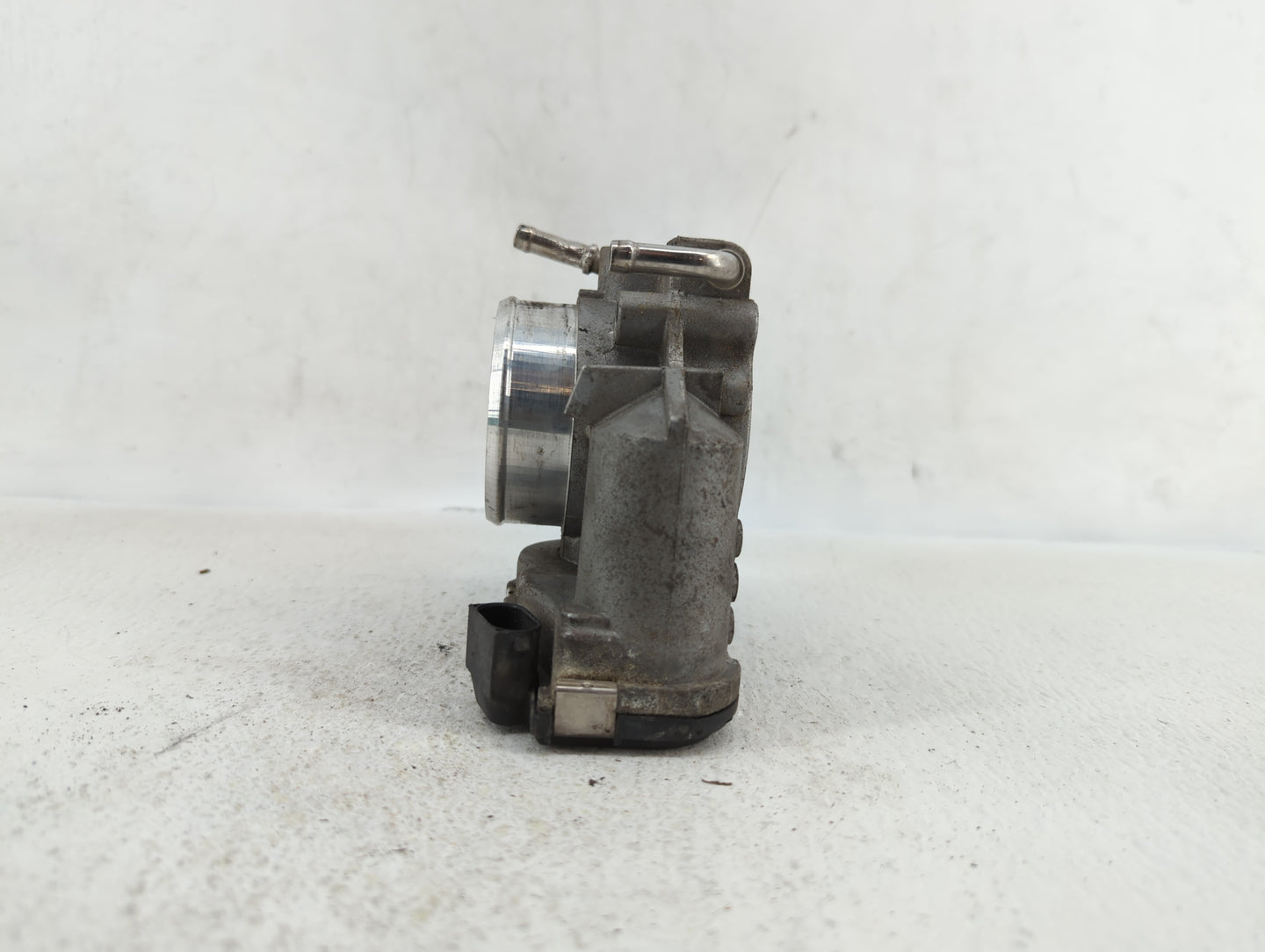2010-2017 Toyota Camry Throttle Body P/N:35100-25200 22030-36010 Fits Fits 2009 2010 2011 2012 2013 2014 2015 2016 2017 2018