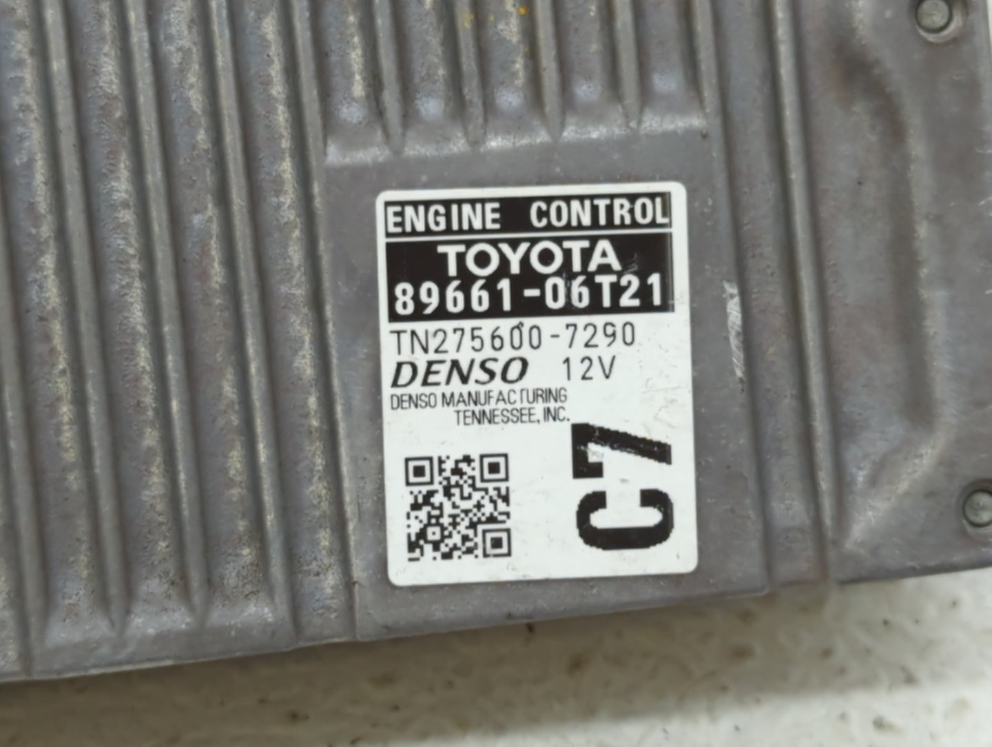 2016-2017 Toyota Camry PCM Engine Control Computer ECU ECM PCU OEM P/N:89661-06T21 89661-06T22 Fits Fits 2016 2017 OEM Used 