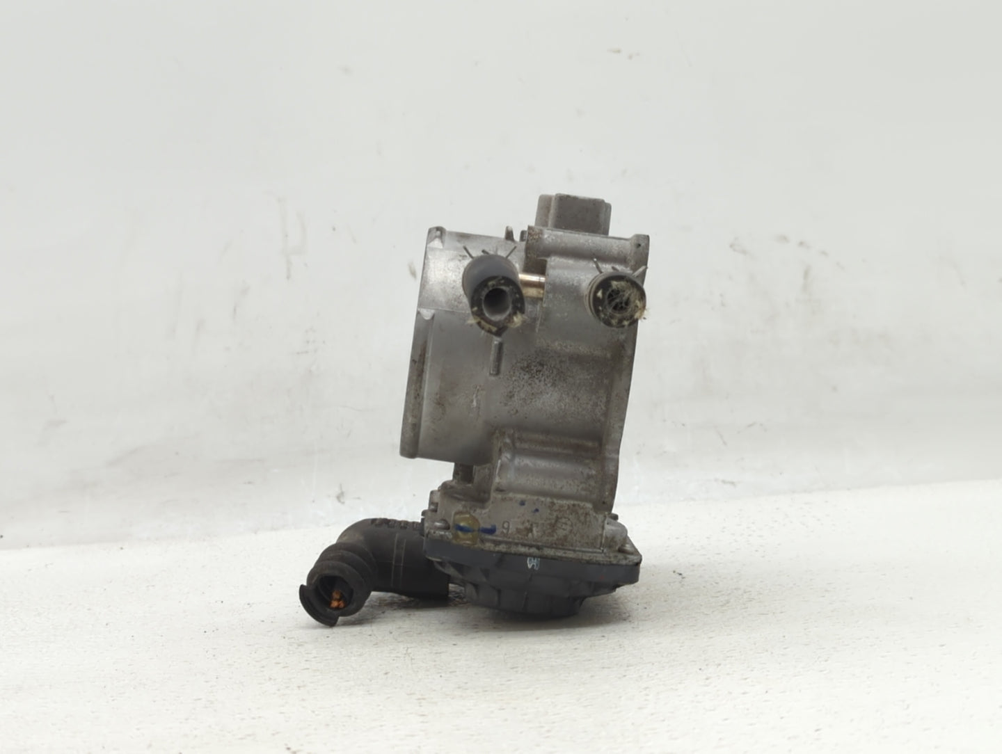 2010-2017 Toyota Camry Throttle Body P/N:35100-25200 22030-36010 Fits Fits 2009 2010 2011 2012 2013 2014 2015 2016 2017 2018