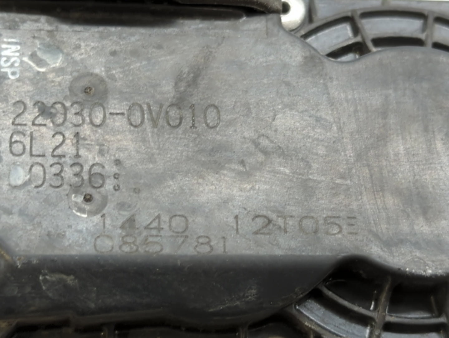 2010-2017 Toyota Camry Throttle Body P/N:35100-25200 22030-36010 Fits Fits 2009 2010 2011 2012 2013 2014 2015 2016 2017 2018