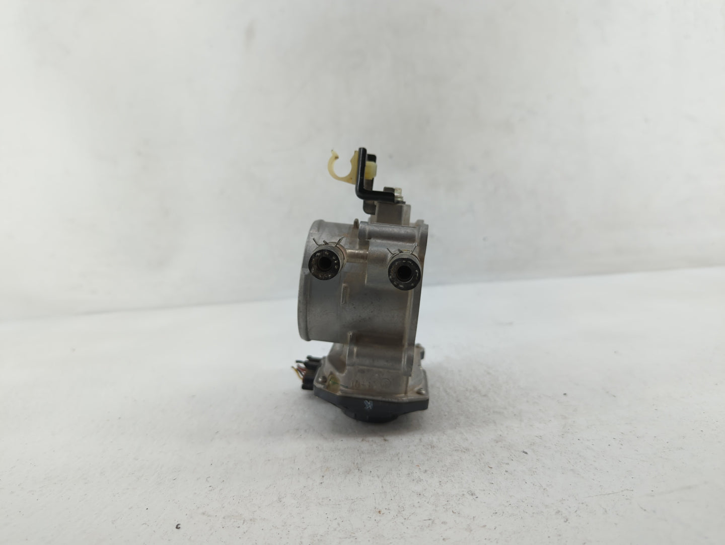 2010-2017 Toyota Camry Throttle Body P/N:35100-25200 22030-36010 Fits Fits 2009 2010 2011 2012 2013 2014 2015 2016 2017 2018