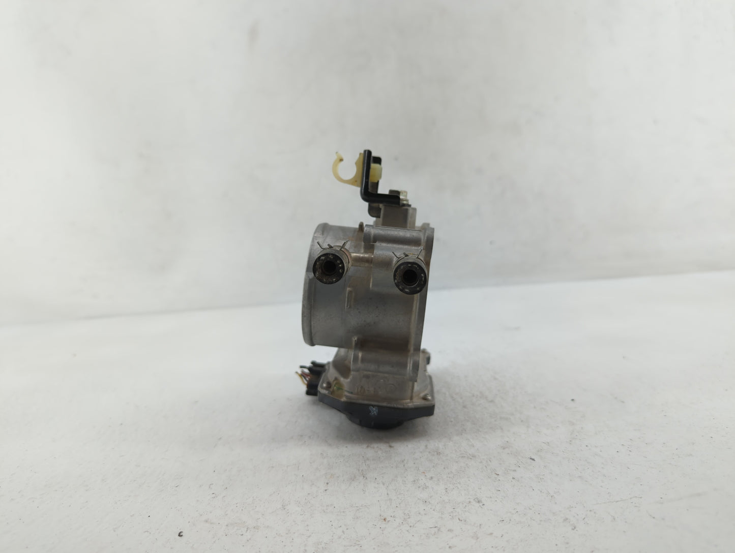 2010-2017 Toyota Camry Throttle Body P/N:35100-25200 22030-36010 Fits Fits 2009 2010 2011 2012 2013 2014 2015 2016 2017 2018