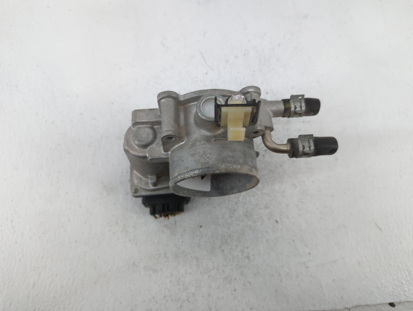 2010-2017 Toyota Camry Throttle Body P/N:35100-25200 22030-36010 Fits Fits 2009 2010 2011 2012 2013 2014 2015 2016 2017 2018