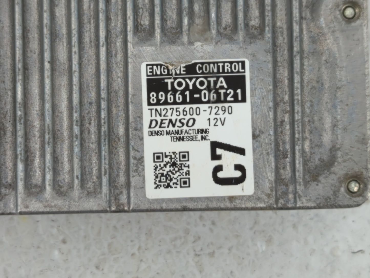 2016-2017 Toyota Camry PCM Engine Control Computer ECU ECM PCU OEM P/N:89661-06T21 89661-06T22 Fits Fits 2016 2017 OEM Used 