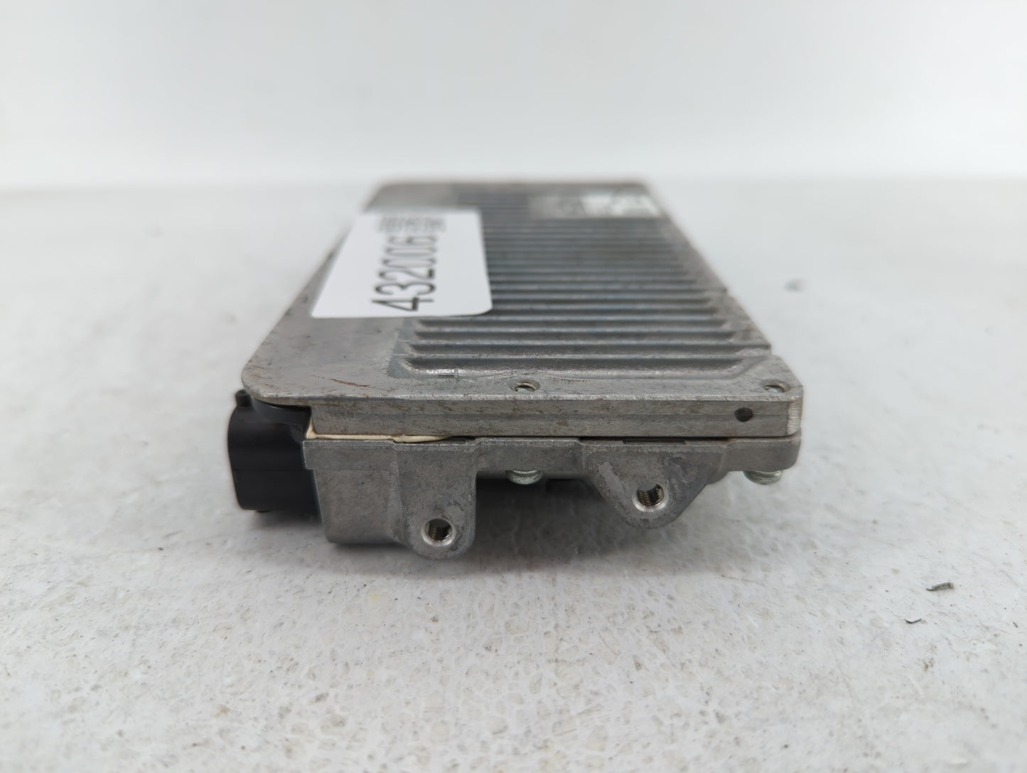 2016-2017 Toyota Camry PCM Engine Control Computer ECU ECM PCU OEM P/N:89661-06T21 89661-06T22 Fits Fits 2016 2017 OEM Used 