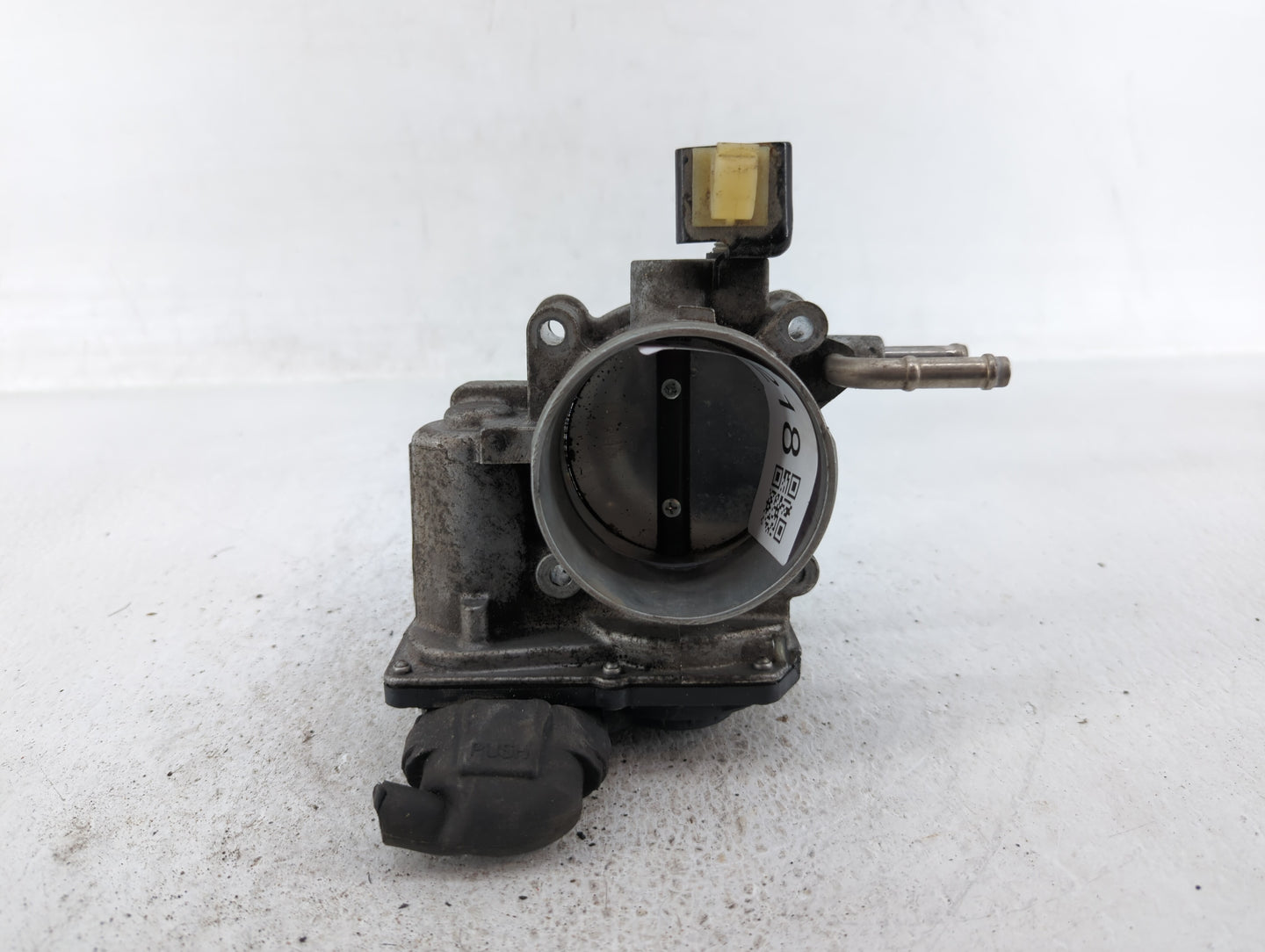 2010-2017 Toyota Camry Throttle Body P/N:22030-36010 22030-0V010 Fits Fits 2009 2010 2011 2012 2013 2014 2015 2016 2017 2018