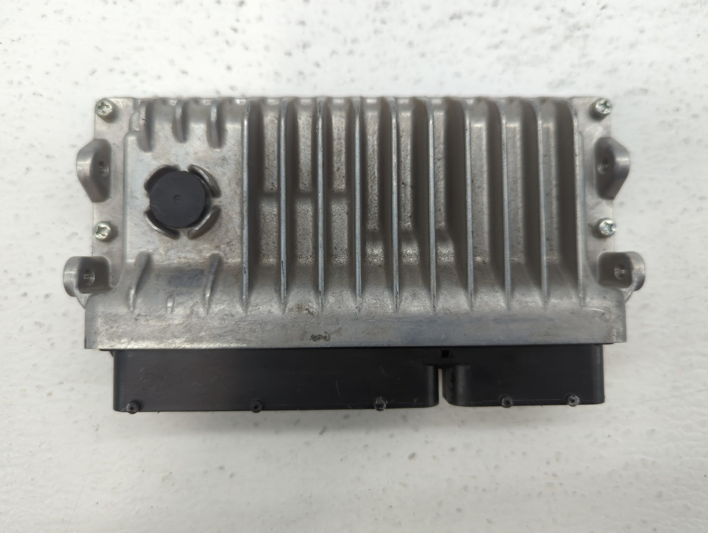 2016-2017 Toyota Camry PCM Engine Control Computer ECU ECM PCU OEM P/N:89661-06N11 Fits Fits 2016 2017 OEM Used Auto Parts -
